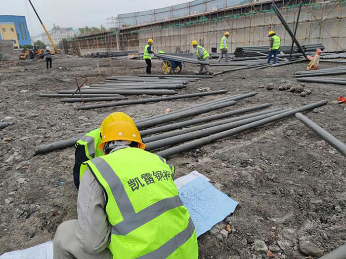 冷水江螺栓球网架结构